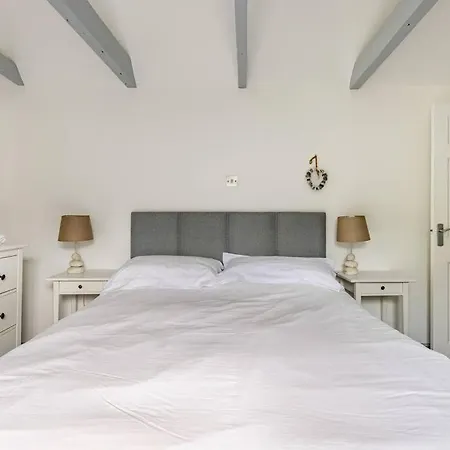 Stunning Cosy In Old Town Sleeps 4 Padstow