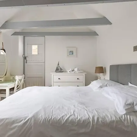 Holiday home Stunning Cosy In Old Town Sleeps 4 *
