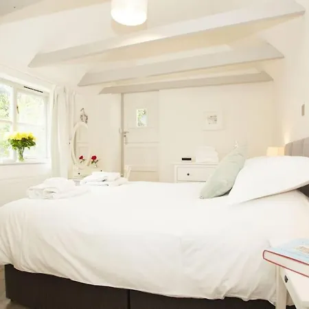 Holiday home Stunning Cosy In Old Town Sleeps 4 *